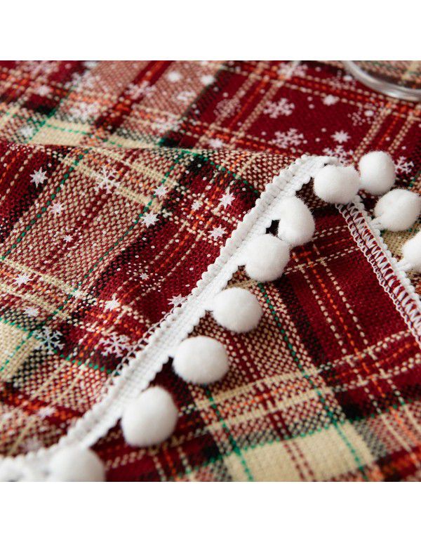 Christmas tablecloth, table cloth, decorative wool ball, Western food table mat, cotton, hemp, snowflake tablecloth, tablecloth 