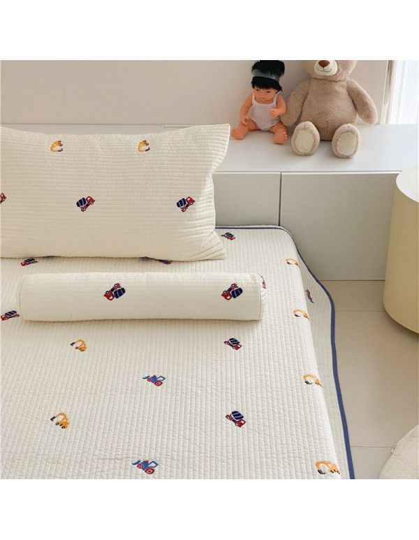 80 Thread Count Cotton Quilted Light Luxury Bears Exquisite Embroidery Bed Cover Pillow Case Soft and Dry Wash Bed Cover Sheet