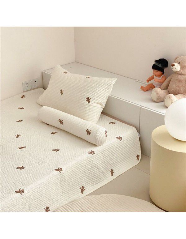 80 Thread Count Cotton Quilted Light Luxury Bears Exquisite Embroidery Bed Cover Pillow Case Soft and Dry Wash Bed Cover Sheet