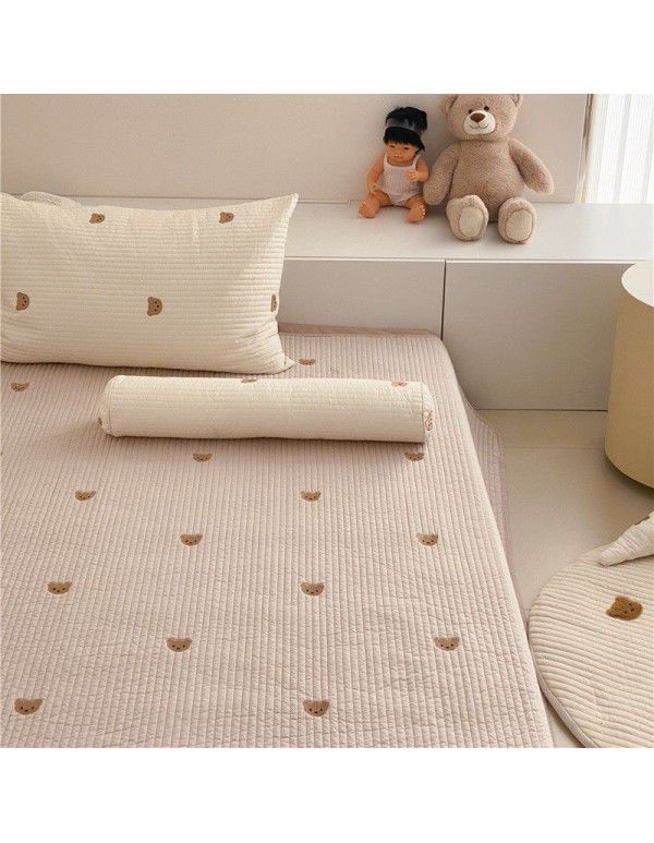 80 Thread Count Cotton Quilted Light Luxury Bears Exquisite Embroidery Bed Cover Pillow Case Soft and Dry Wash Bed Cover Sheet