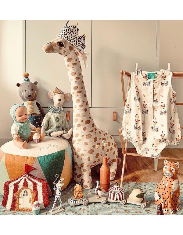 Ins New Nordic Creative Lovely Giraffe Doll Plush Toy Throwing Pillow Doll Sleeping Throwing Pillow Can Stand