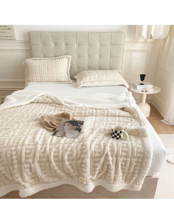 New blanket in autumn and winter of 2022 New taff wool blanket Pure plain color jacquard double layer lamb wool blanket