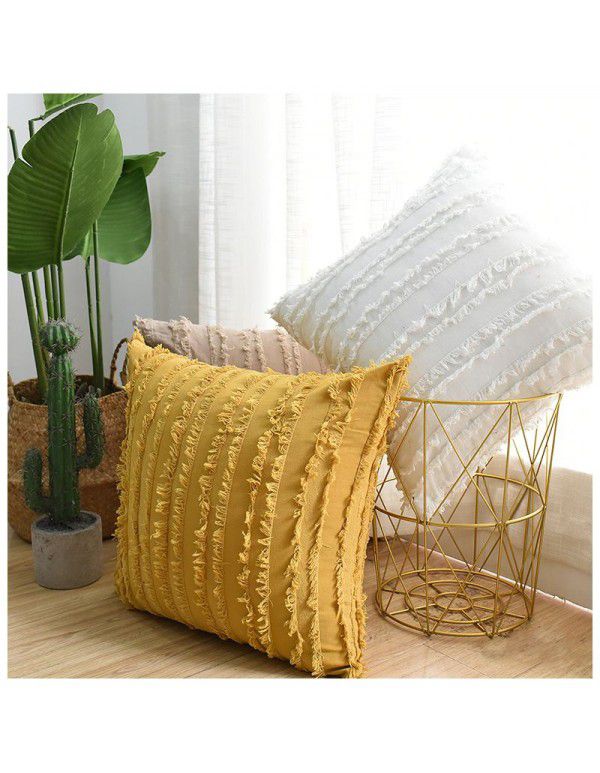 The manufacturer directly supplies cotton and linen creative throw pillows, Nordic holiday style, cut fringed waist pillows, one in stock