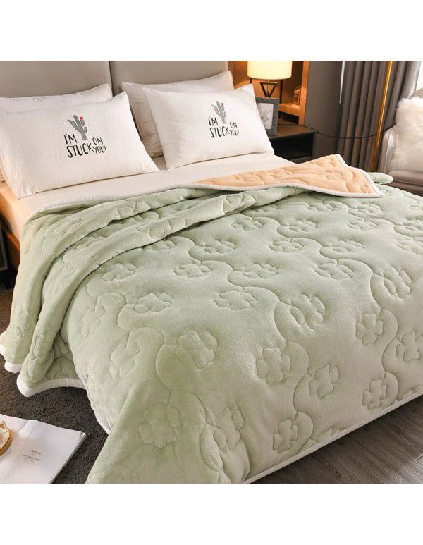 Shixiao Moon Silk Four leaf Grass Blanket Three layers thickened autumn and winter warm blanket High grade gift flannel coral blanket