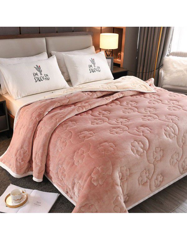 Shixiao Moon Silk Four leaf Grass Blanket Three layers thickened autumn and winter warm blanket High grade gift flannel coral blanket