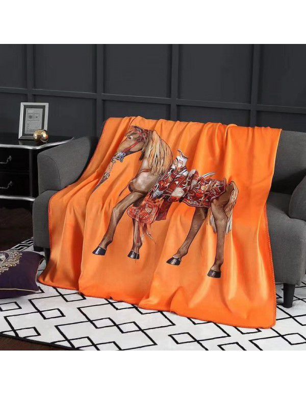 Micro defect export brand blanket European cloud blanket double layer blanket sofa blanket brocade fox velvet multi-functional lunch blanket