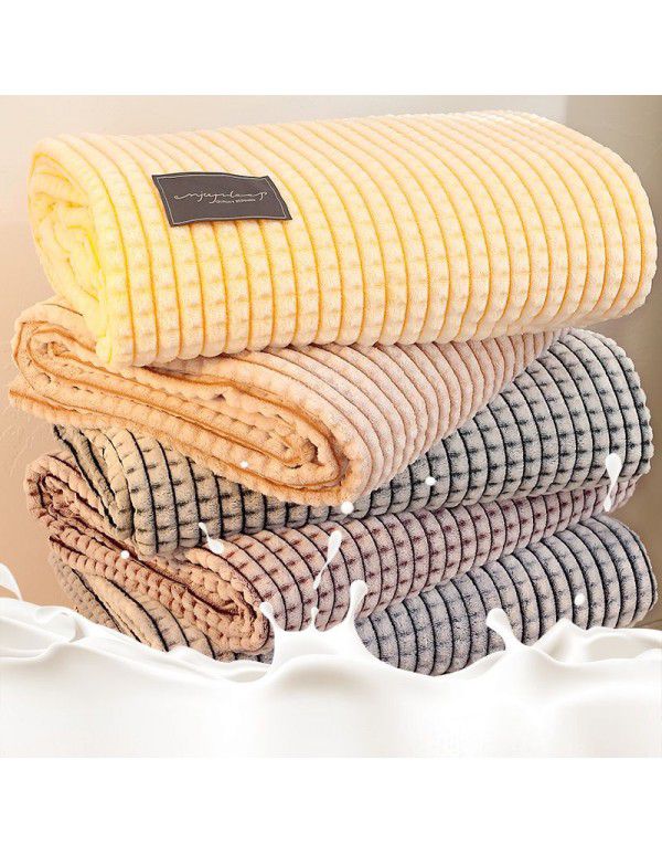 Four seasons blanket thickened milk wool blanket coral wool bed sheet student dormitory car nap office blanket wholesale