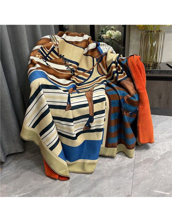 Micro defect export brand blanket European cloud blanket double layer blanket sofa blanket brocade fox velvet multi-functional lunch blanket