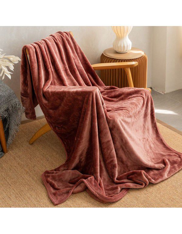 Autumn and winter new simple Japanese non print blanket sofa blanket thickened fine coral flannel blanket leisure blanket