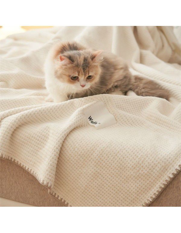 Milk fluff blanket Soft waxy cat blanket All season air conditioning blanket Summer blanket Double layer composite blanket Sofa lunch blanket