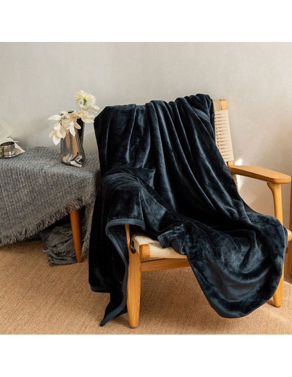 Autumn and winter new simple Japanese non print blanket sofa blanket thickened fine coral flannel blanket leisure blanket